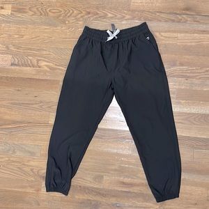 Vuori Weekend Joggers